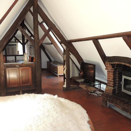 Le Manoir De Goliath Apartment Toutainville Room photo
