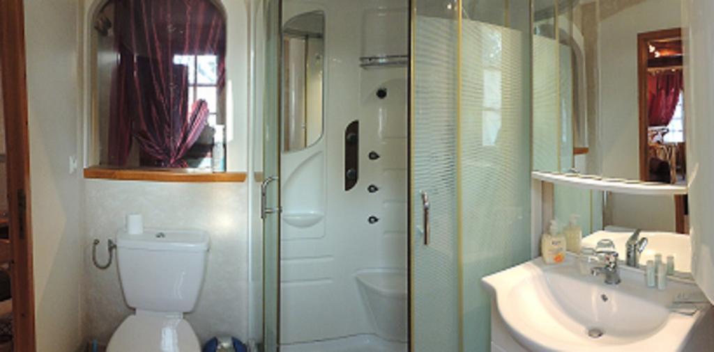 Le Manoir De Goliath Apartment Toutainville Room photo