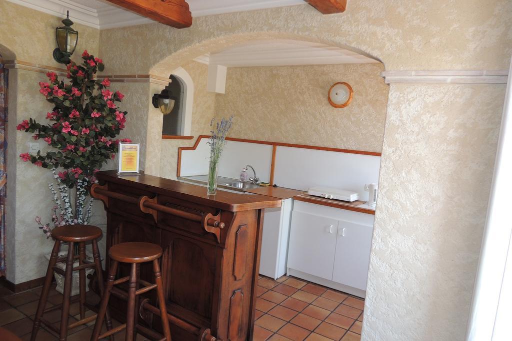 Le Manoir De Goliath Apartment Toutainville Room photo