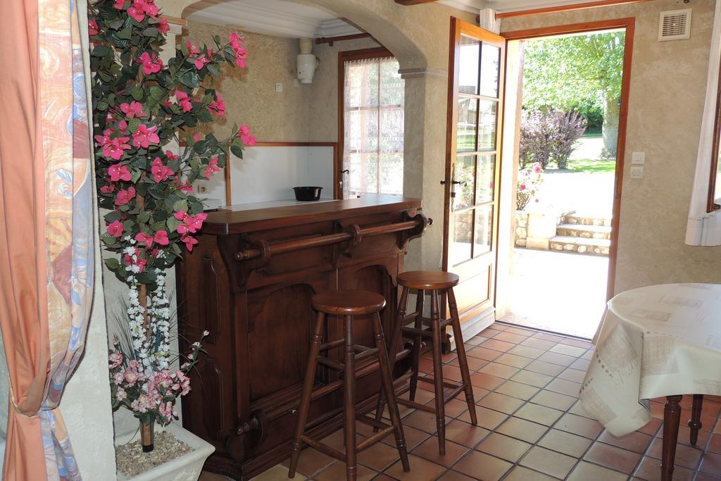 Le Manoir De Goliath Apartment Toutainville Room photo